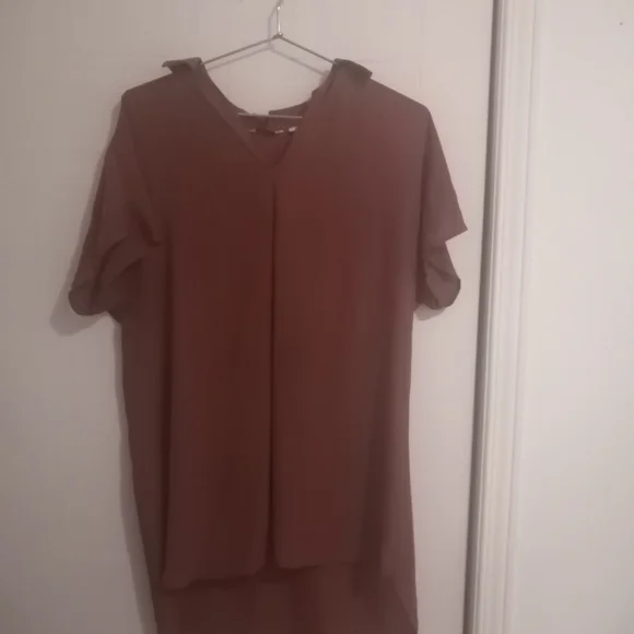 Reitmans Terracotta Short Sleeve Top - Picture 2 of 6